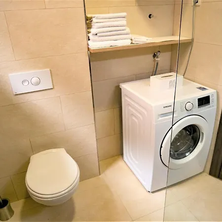 Sea&mountain * Vinjerac